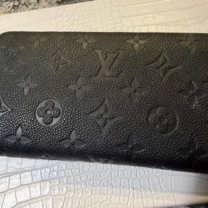 Louis Vuitton Black Monogram Wallet